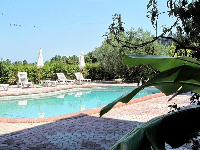 Skentos Hotel Kriopigi Luaran gambar